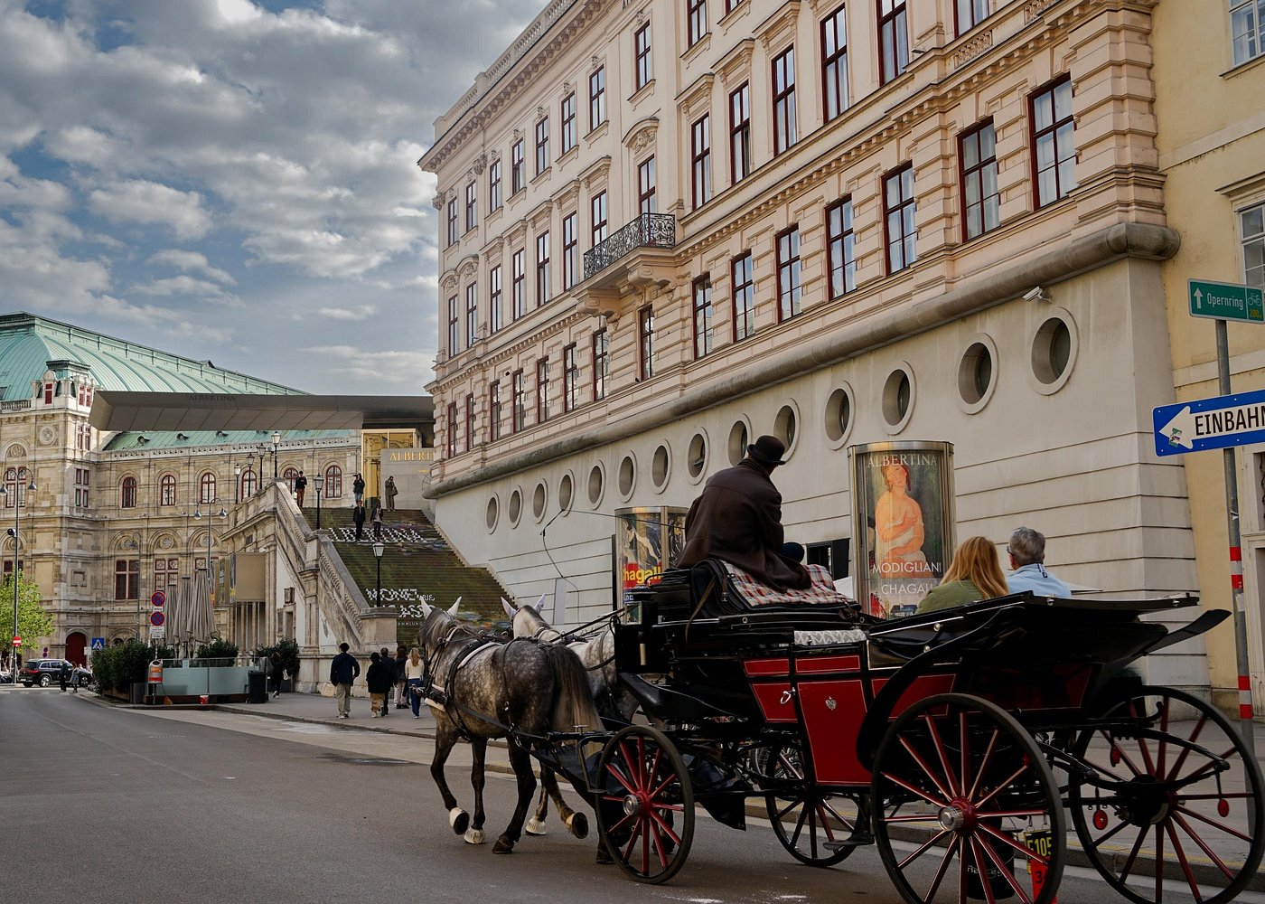 Guided Walking Tour of Vienna City Center Highlights