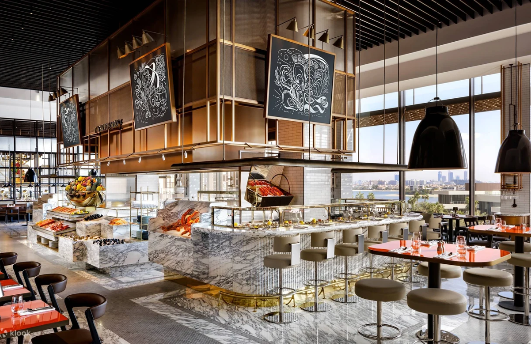 Breakfast/Dinner buffet at Gastronomy Atlantis The Royal in Dubai