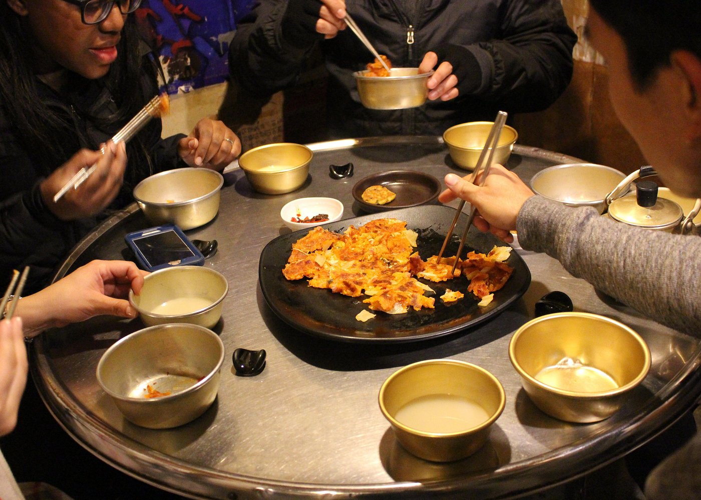 Small-Group Night Food Tour in Seoul with Korean BBQ