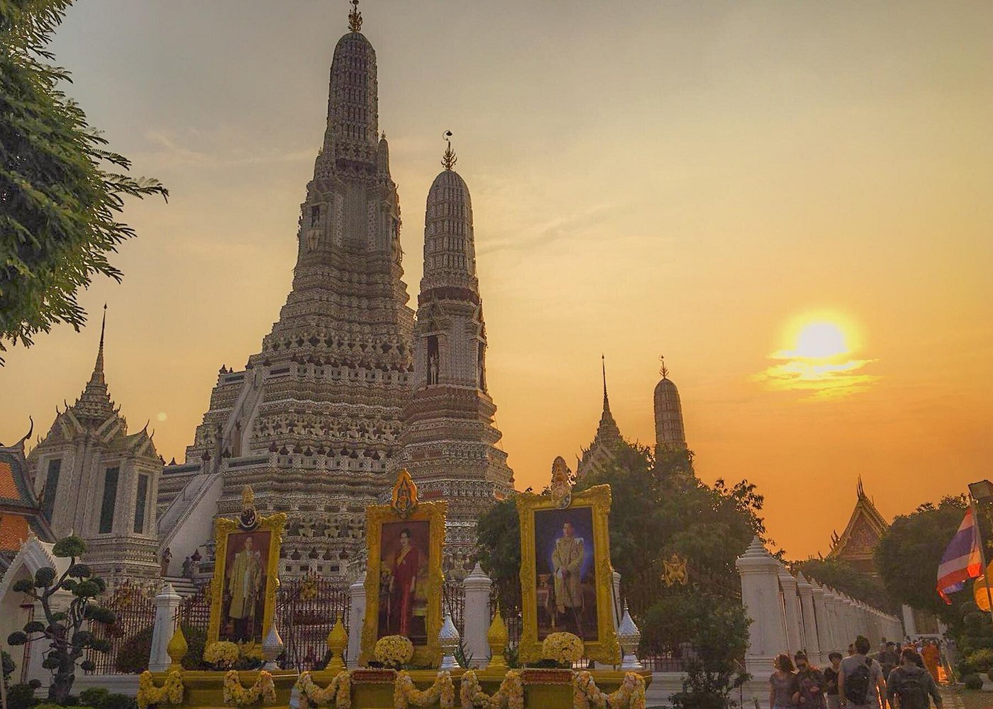 Private Tour of Bangkok by Car with Personal Driver