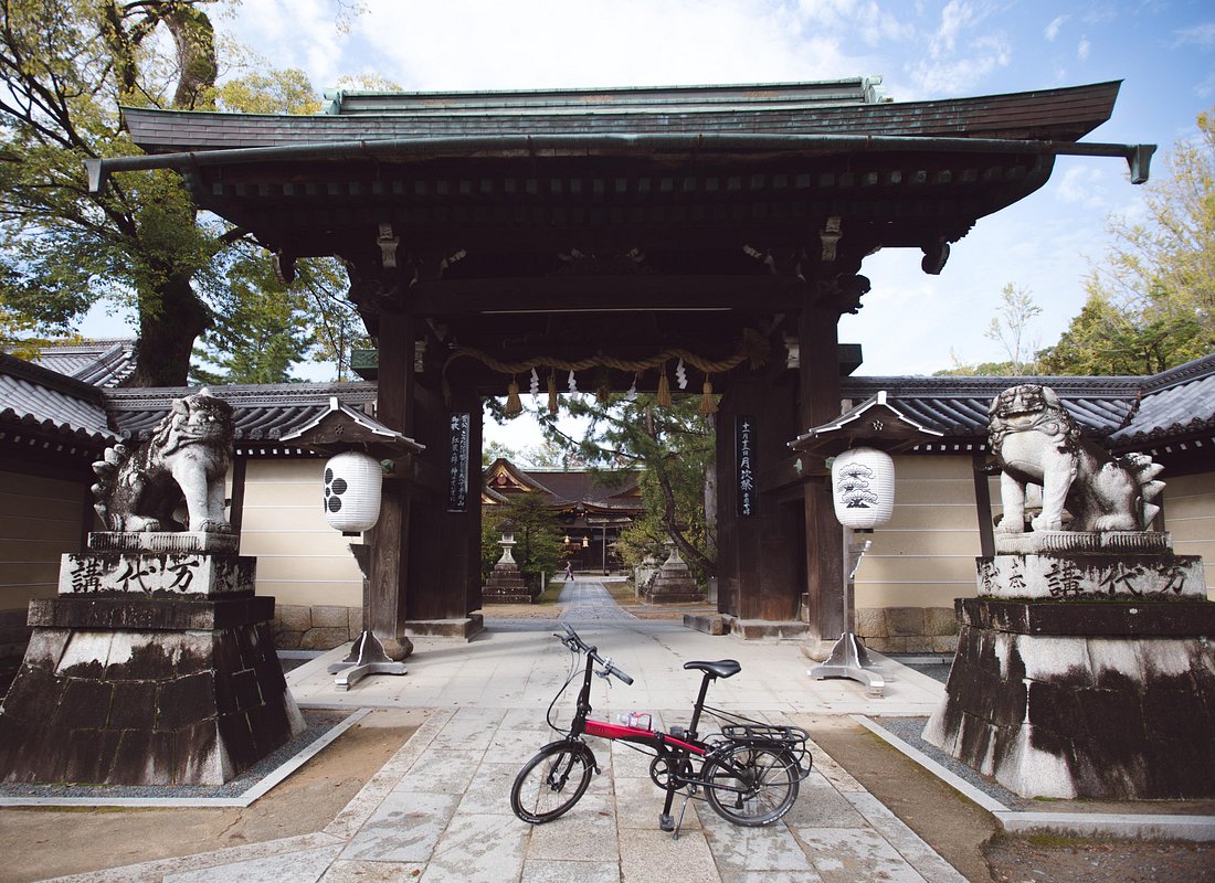 Hidden Kyoto E-Biking tour