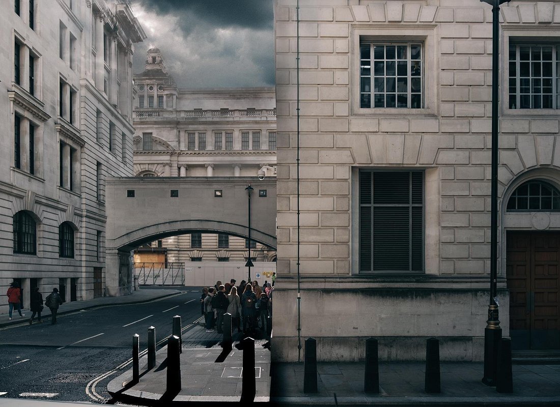 Original Harry Potter Tour : Guided Tour of London with Boat Ride