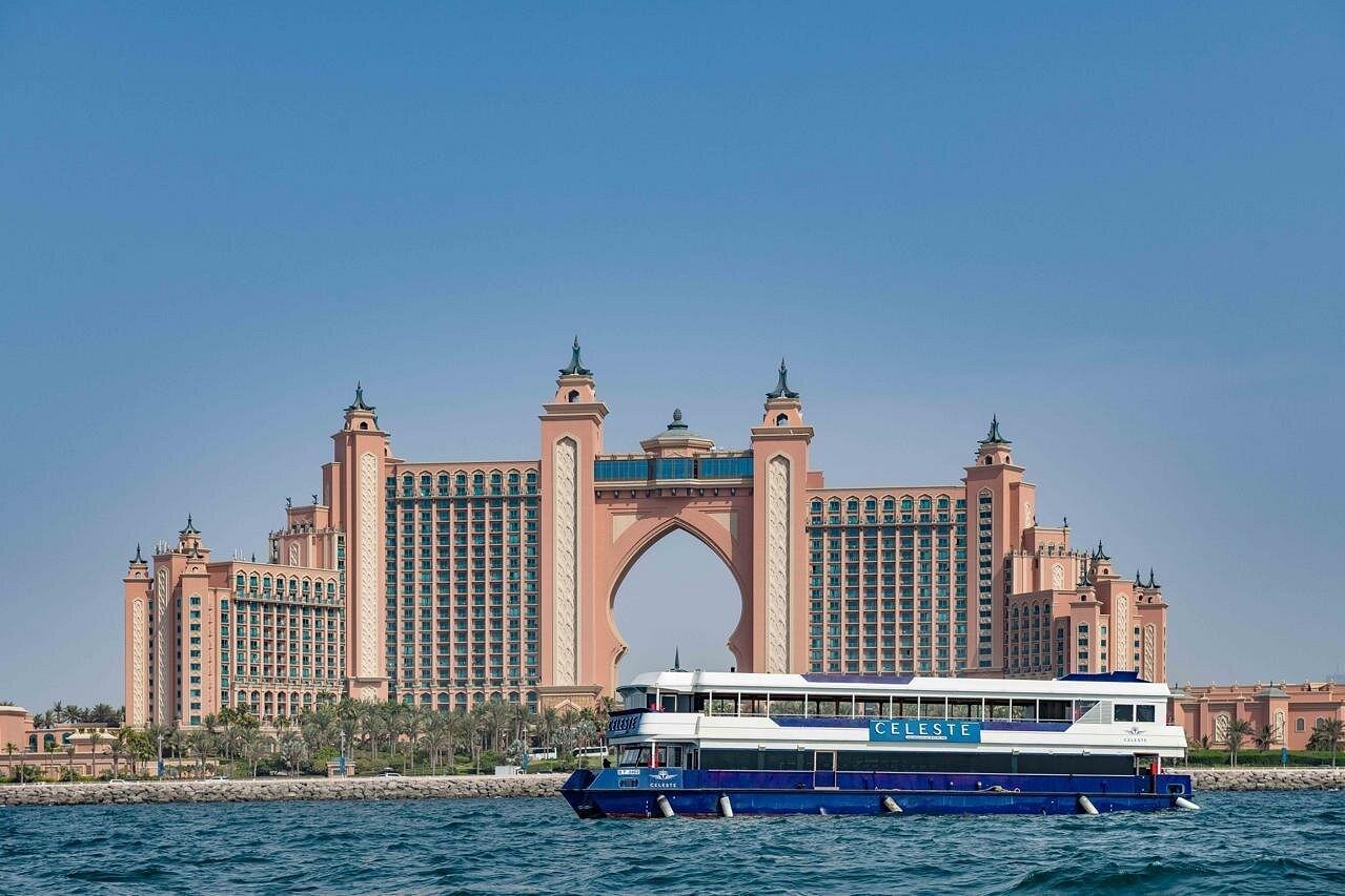 Dubai Marina Luxury Dinner Cruise, Live Shows, & Open Bar