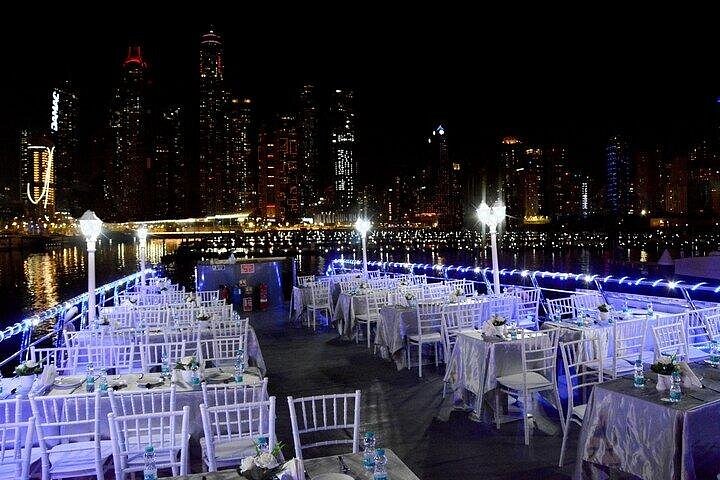 Dhow Cruise at Dubai Marina with Dinner