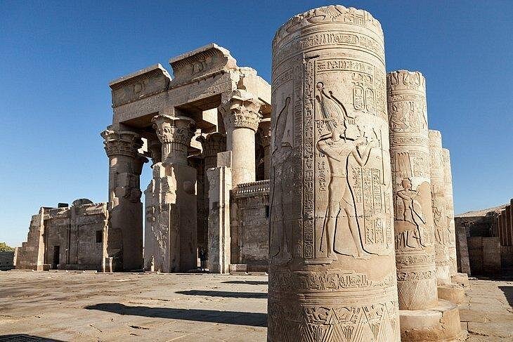 Private full-day tour from Luxor to Aswan or vice versa