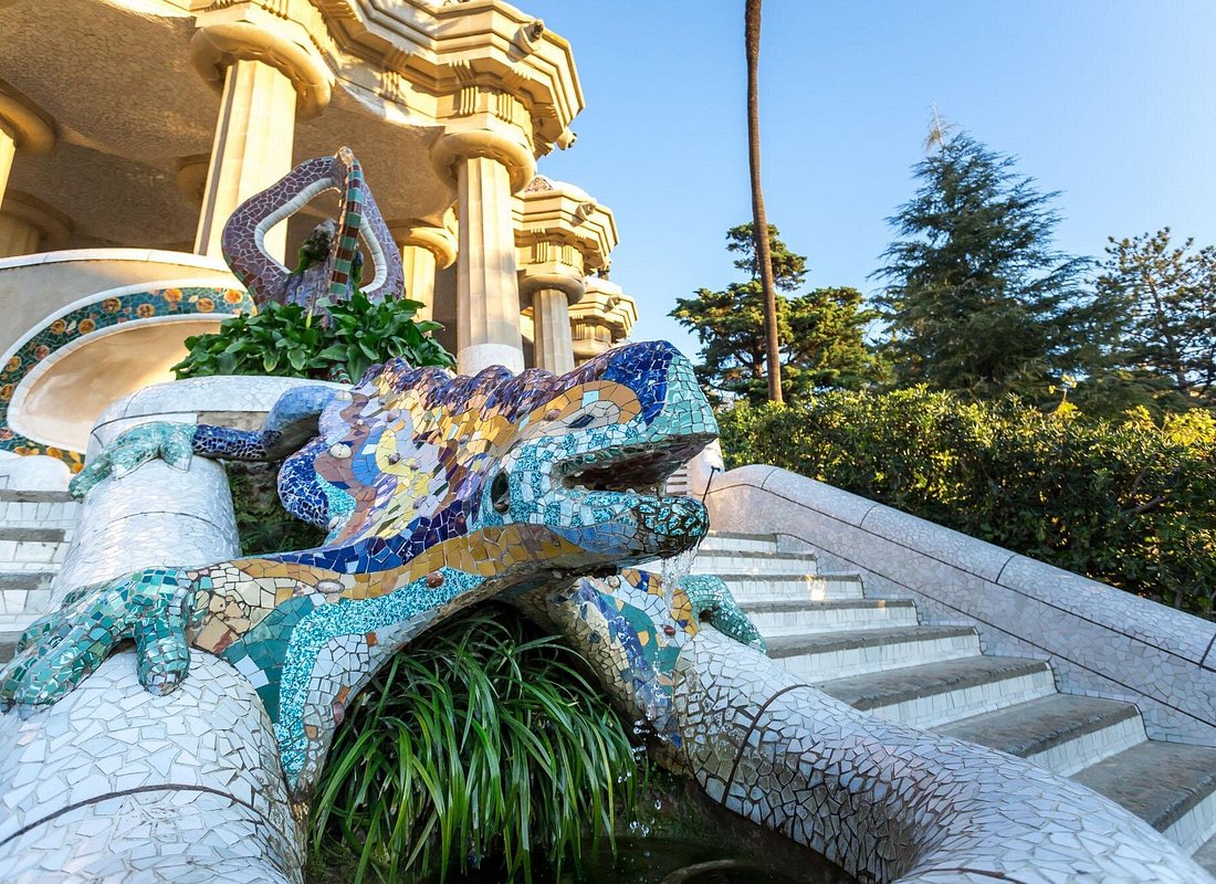 Barcelona: Skip-the-Line Gaudi's Park Guell Guided Tour