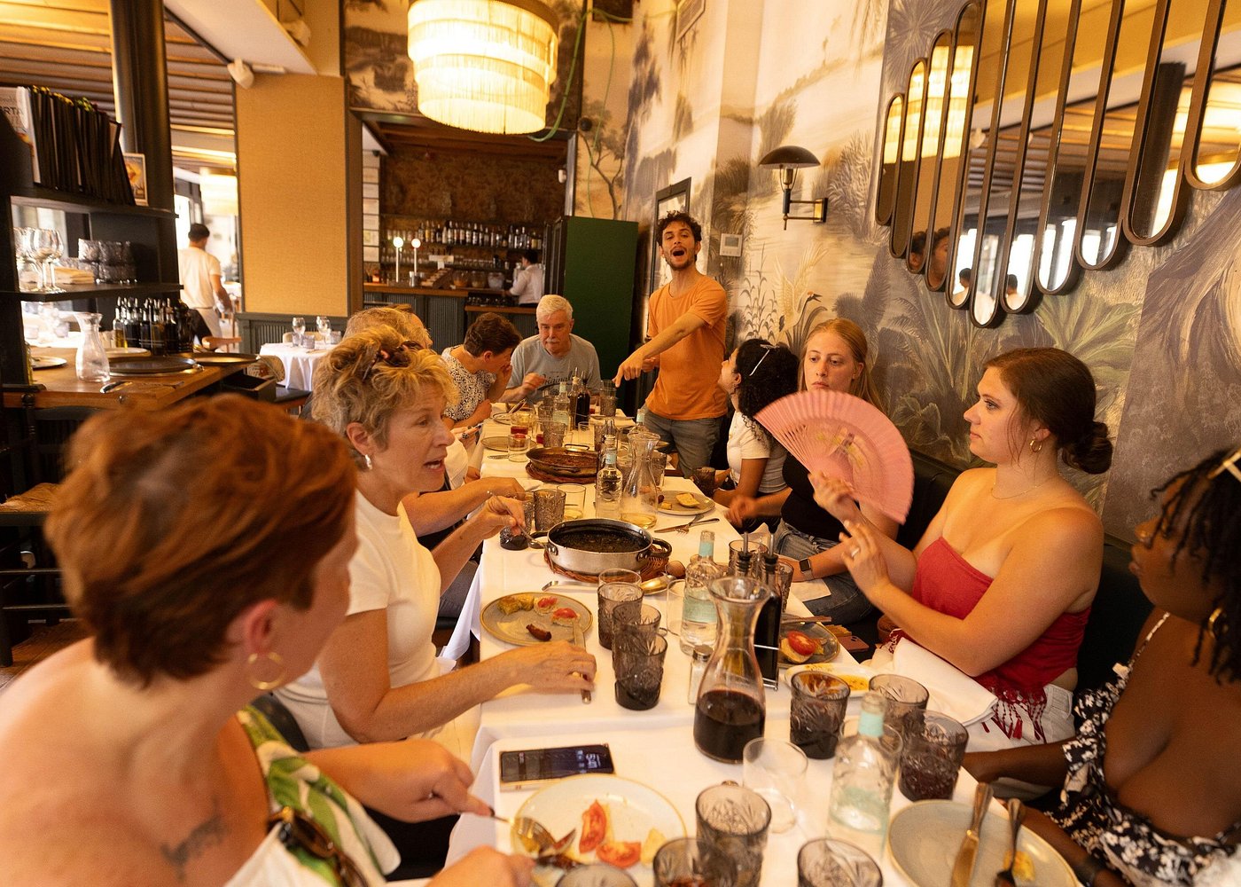 Barcelona Tapas Walking Tour: Food, Wine & History