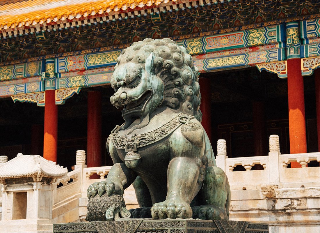 T-Square & Forbidden City Group Tours with Optional Sights