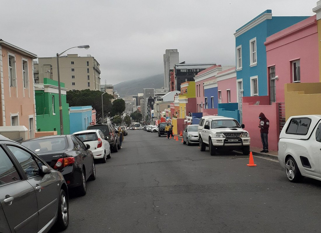 Cape Town Uncovered : Half-Day City Tour with Table Mountain Tour