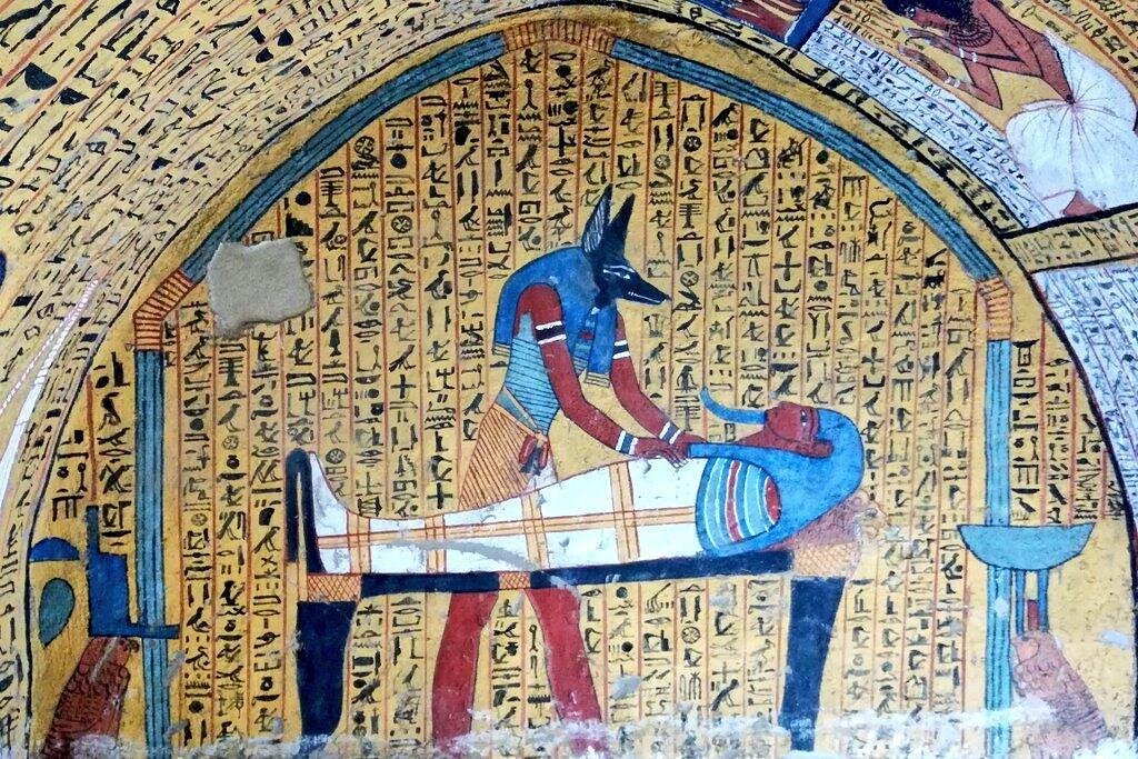 Luxor Day Tour: Valley of Kings & Queens & Hatchepsut Temples