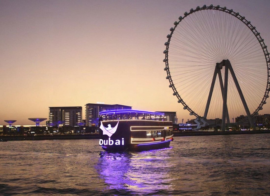 Dhow Cruise at Marina Dubai with Dinner and Live Entertainment